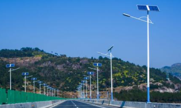 太陽(yáng)能路燈道路燈多少錢一個(gè)
