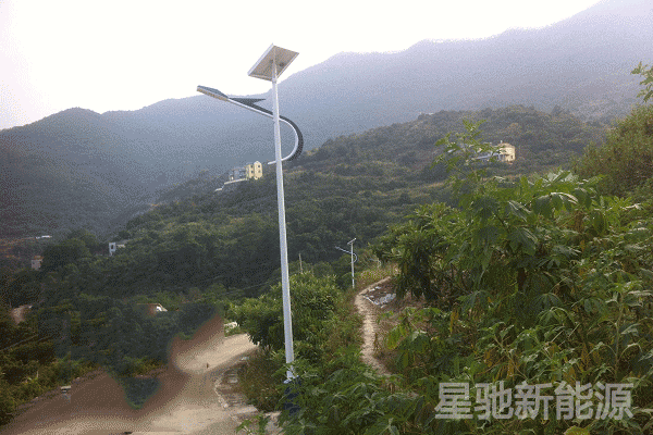 太陽(yáng)能路燈