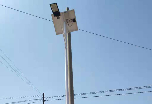 太陽能路燈燈桿