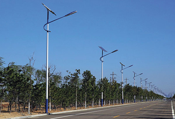 太陽能路燈桿